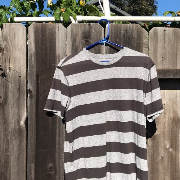 Men's striped banana republic shirt